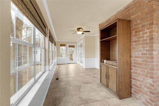 8176 Top Flite Circle, Rogers, AR 72756