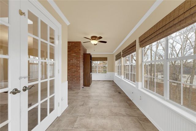 8176 Top Flite Circle, Rogers, AR 72756