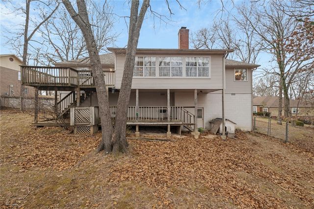 8176 Top Flite Circle, Rogers, AR 72756