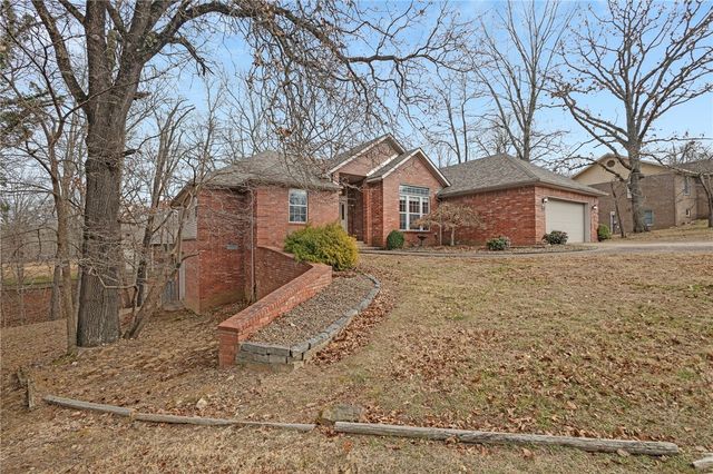 8176 Top Flite Circle, Rogers, AR 72756