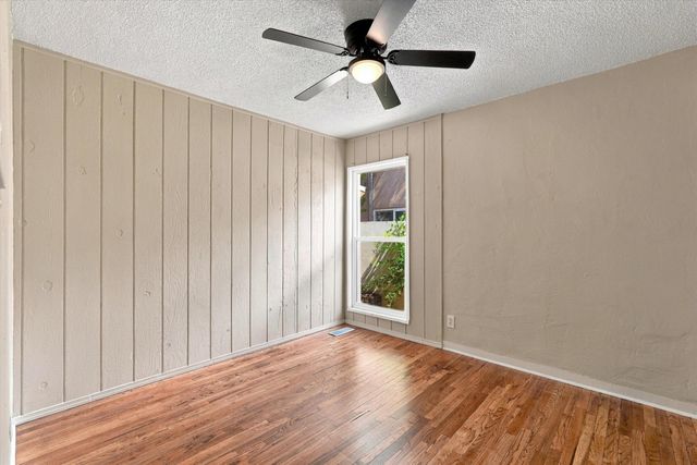 2723 Hyder Avenue SE, Albuquerque, NM 87106