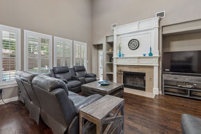 6328 Creek Bluff Court, Sachse, TX 75048