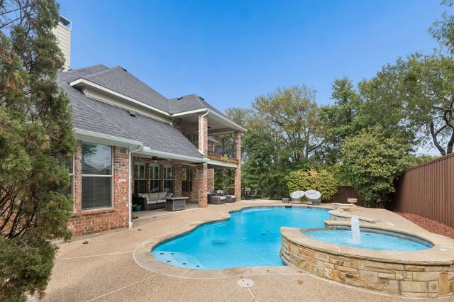 6328 Creek Bluff Court, Sachse, TX 75048