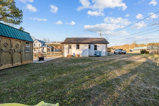 206 Joe St, Waverly, TN 37185