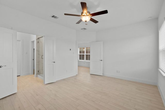 5227 Celestial Court, Iowa Colony, TX 77583