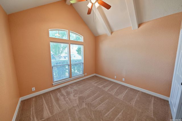 15513 DELL LN, Selma, TX 78154