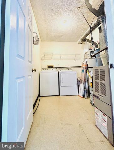 27 JOYNER CT, Lawrenceville, NJ 08648