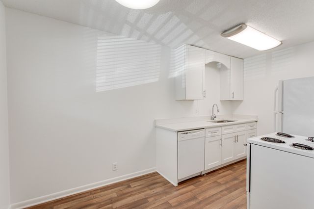 276 White Bridge Pike Apt 85, Nashville, TN 37209