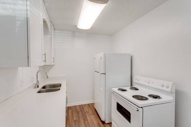 276 White Bridge Pike Apt 85, Nashville, TN 37209