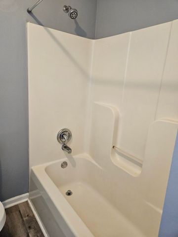 1257 Parkway Pl Apt G, Clarksville, TN 37042