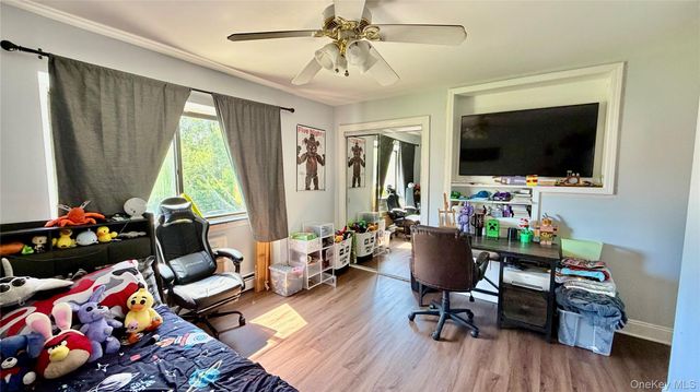 25 Pierces Road 28, Newburgh, NY 12550