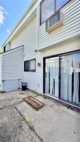 25 Pierces Road 28, Newburgh, NY 12550