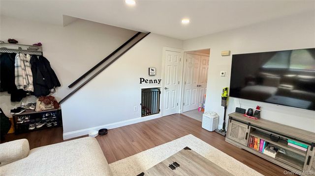 25 Pierces Road 28, Newburgh, NY 12550