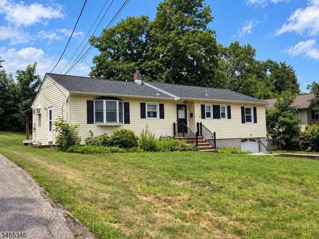 21 Woodland Ave, Butler Boro, NJ 07405