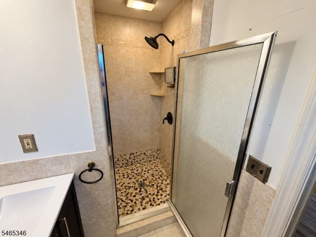 21 Woodland Ave, Butler Boro, NJ 07405