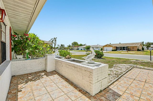 647 FORT DUQUESNA DRIVE, Sun City Center, FL 33573