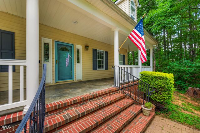 26 Shadymont Drive, Pittsboro, NC 27312