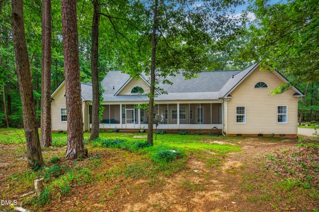 26 Shadymont Drive, Pittsboro, NC 27312