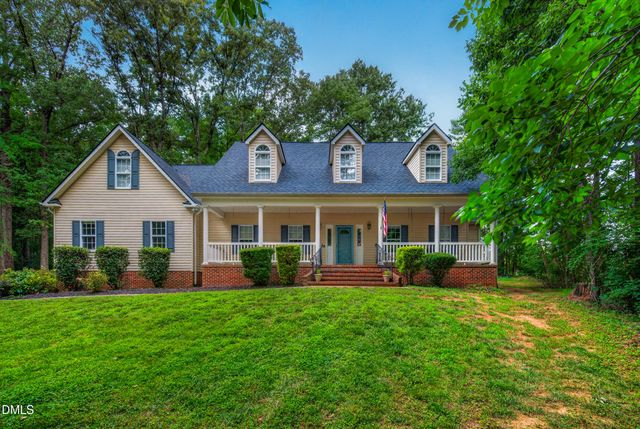 26 Shadymont Drive, Pittsboro, NC 27312