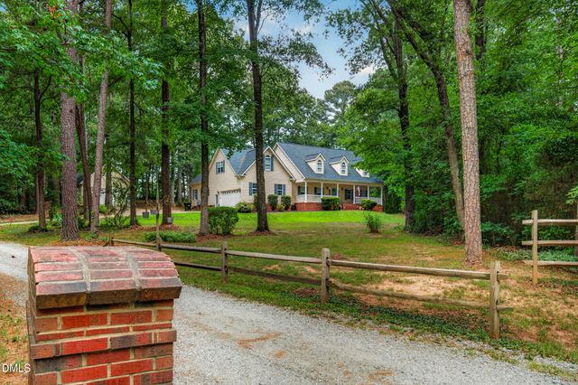 26 Shadymont Drive, Pittsboro, NC 27312
