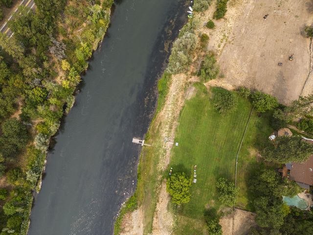 1407 Upper River Road, Gold Hill, OR 97525