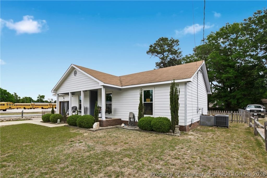 5164 Double Oaks Drive, Fayetteville, NC 28306 — photo 2