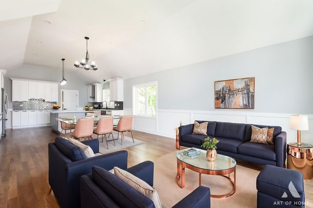 8650 Lockwood Avenue, Burbank, IL 60459