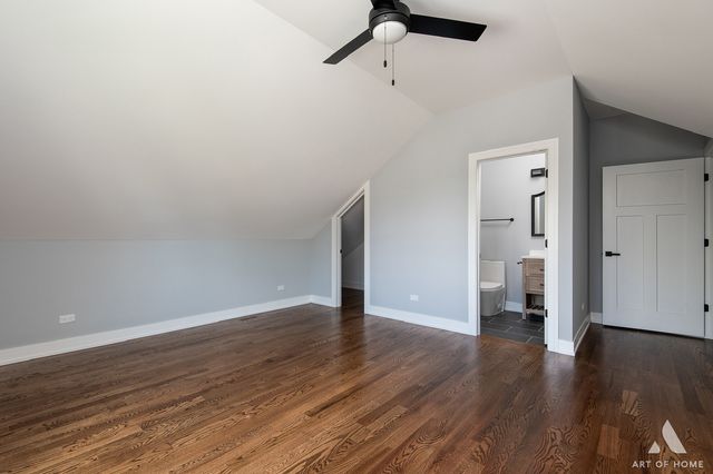 8650 Lockwood Avenue, Burbank, IL 60459