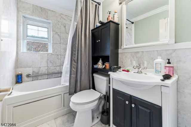 162 Belleville Ave 1A, Bloomfield Twp., NJ 07003