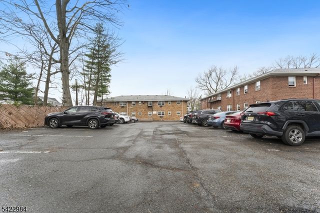 162 Belleville Ave 1A, Bloomfield Twp., NJ 07003