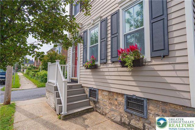 321 East Wall Street, Bethlehem City, PA 18018