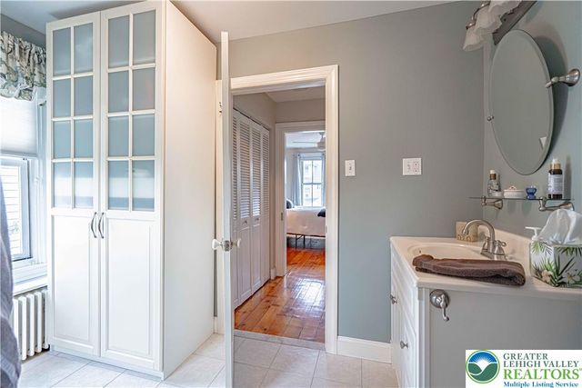 321 East Wall Street, Bethlehem City, PA 18018