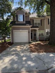 61 Hammock Place SE, Atlanta, GA 30312