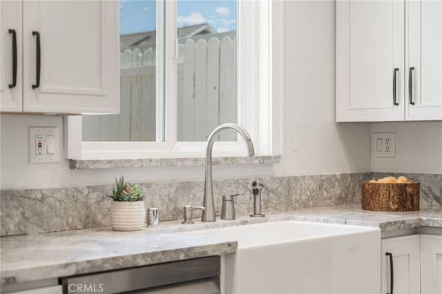 2515 Monterey Peninsula, Corona, CA 92882