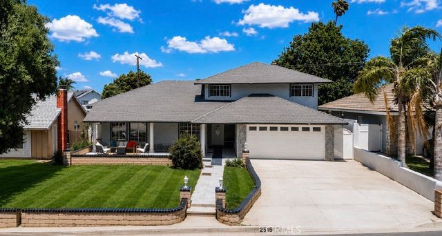 2515 Monterey Peninsula, Corona, CA 92882