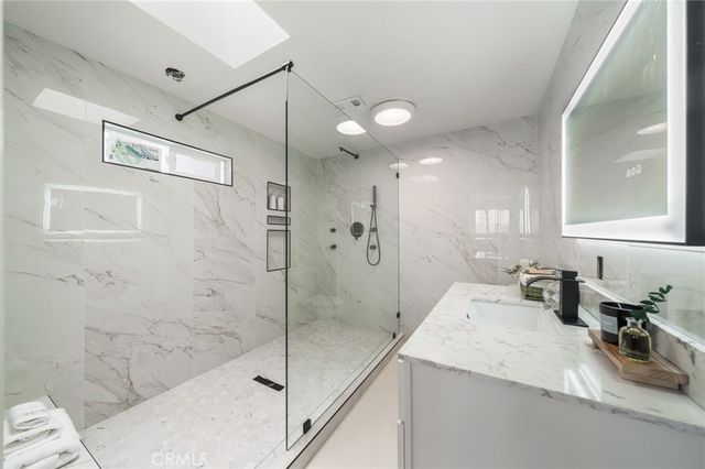 2515 Monterey Peninsula, Corona, CA 92882