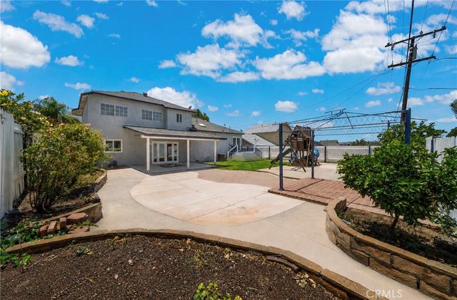 2515 Monterey Peninsula, Corona, CA 92882