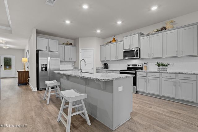 14419 S Swan Road, Gulfport, MS 39503