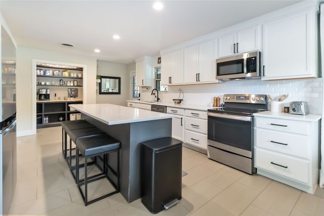 4912 Odessa Avenue, Fort Worth, TX 76133