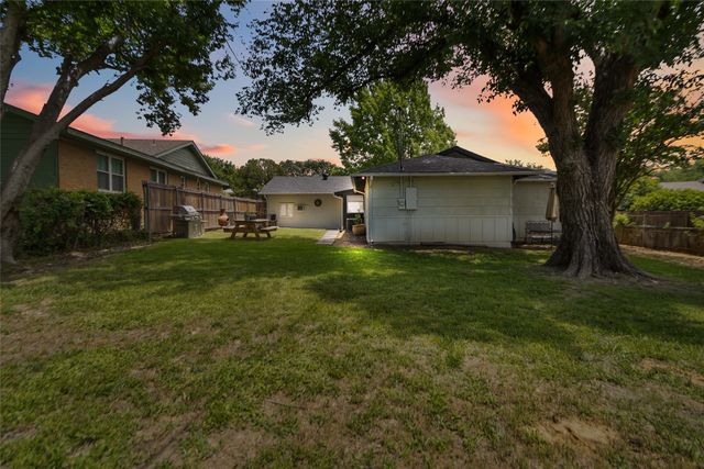 4912 Odessa Avenue, Fort Worth, TX 76133