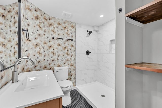 1104 Irving Ln, Clarksville, TN 37040