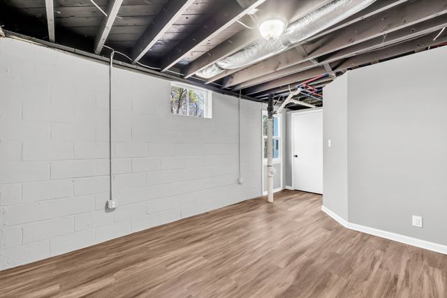 1104 Irving Ln, Clarksville, TN 37040