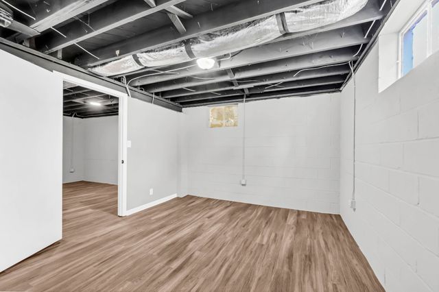 1104 Irving Ln, Clarksville, TN 37040