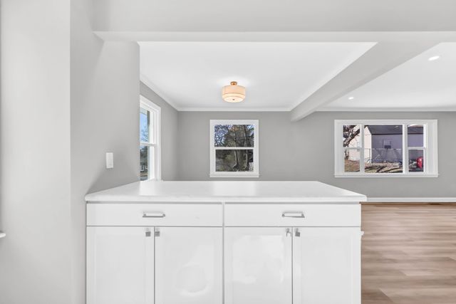 1104 Irving Ln, Clarksville, TN 37040