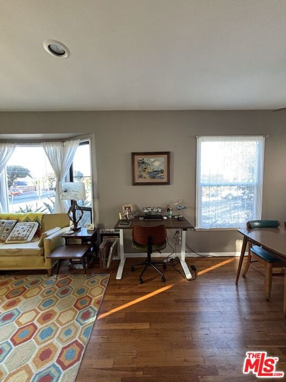 Image 60 of property listing at 10796 Galvin Street, Culver City, CA 90230