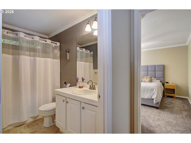 3883 Nw 9TH Loop, Camas, WA 98607