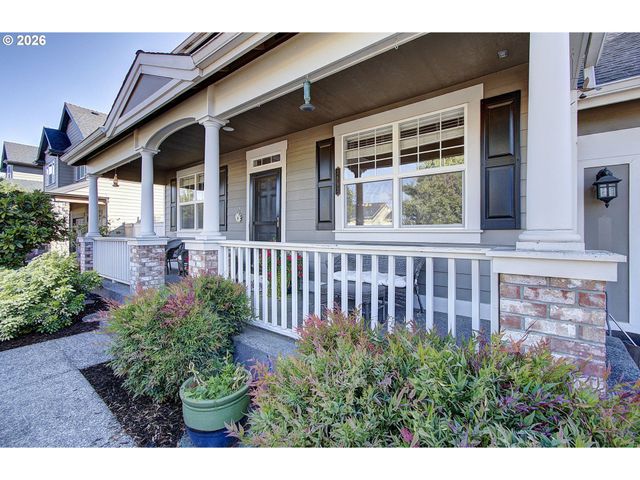 3883 Nw 9TH Loop, Camas, WA 98607