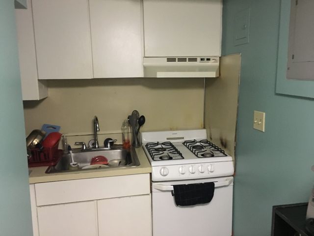 34 Kinross 1, Boston, MA 02135