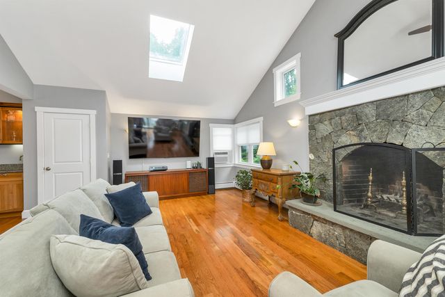 2007 Lafayette Road, Portsmouth, NH 03801