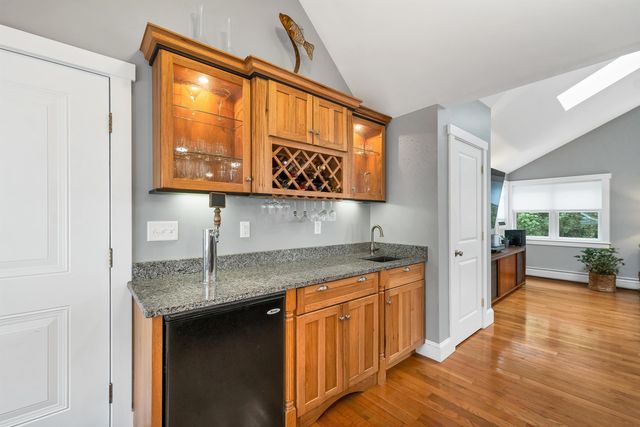 2007 Lafayette Road, Portsmouth, NH 03801